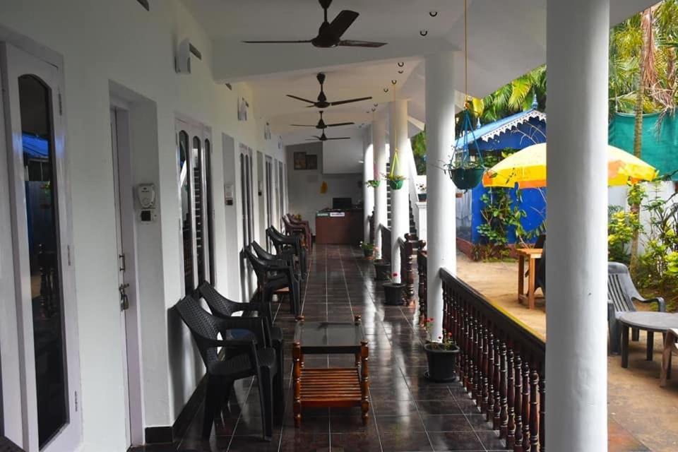 Sky Palace Beach Hotel Thiruvananthapuram Екстериор снимка