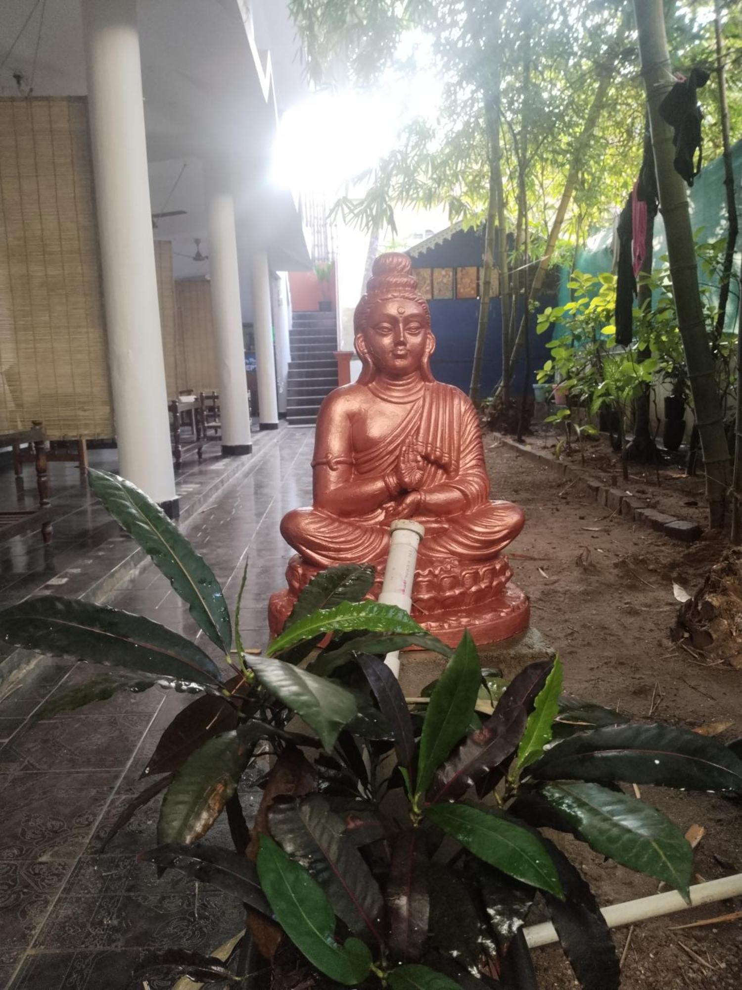 Sky Palace Beach Hotel Thiruvananthapuram Екстериор снимка